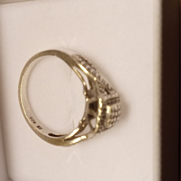 925 Vintage Silver Diamond Ring - Picture 5 of 5